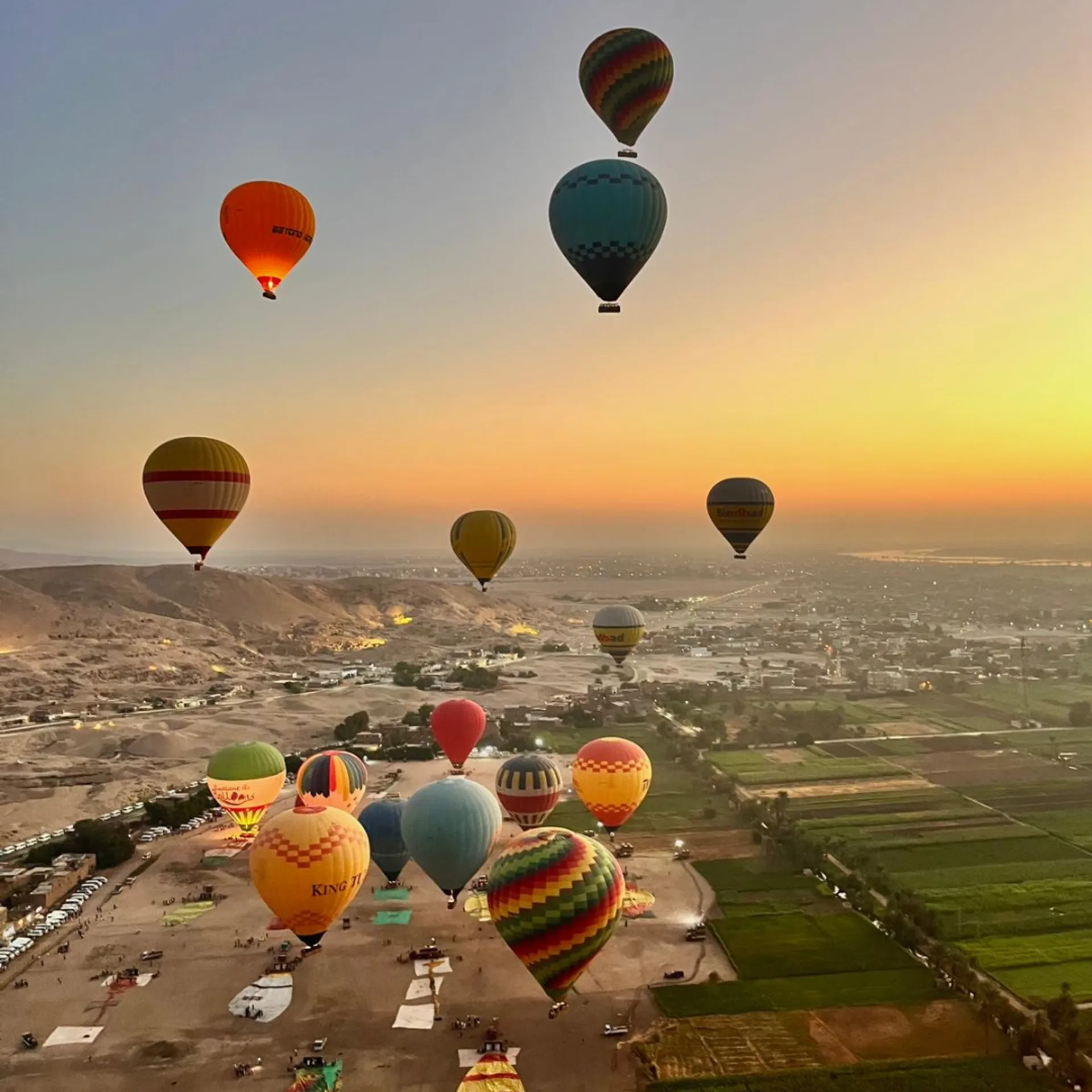 Vol en montgolfière au-dessus de Louxor